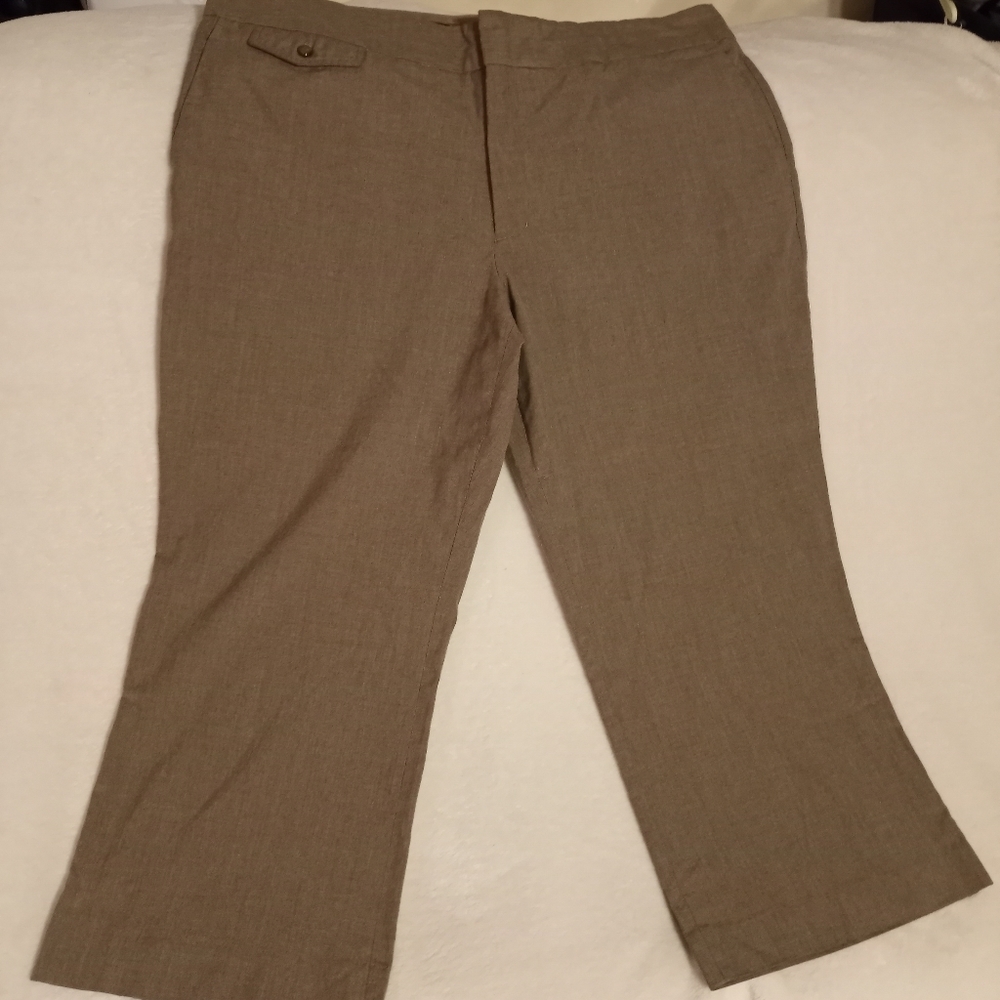 Merona Women's Capri/Cropped Pants size 16